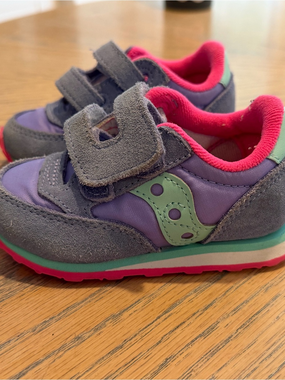 Saucony Kids Purple Gray Pink Sneakers with Mint Accent